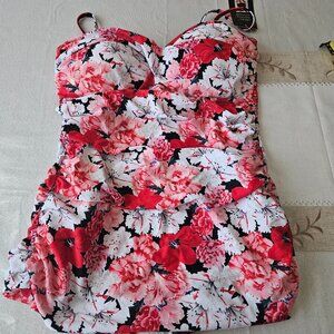 NWT Shore Shapes Swimwear